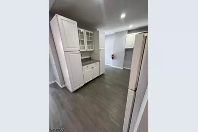 21 Alva St, Bloomfield, NJ 07003 - Photo 8