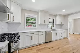 33 Lotz Ave, North Haledon, NJ 07508 - Photo 10