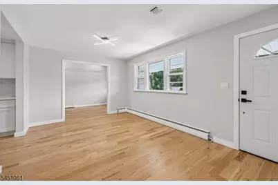 33 Lotz Ave, North Haledon, NJ 07508 - Photo 4