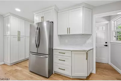 33 Lotz Ave, North Haledon, NJ 07508 - Photo 12