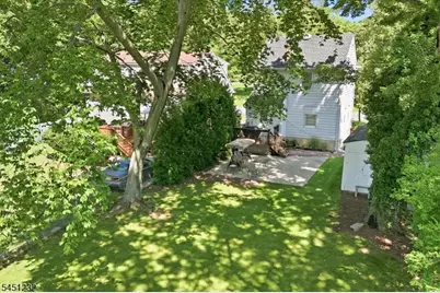 30 Genevieve Ave, Hawthorne, NJ 07506 - Photo 36