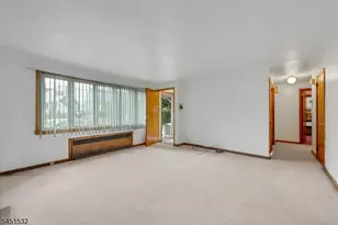 34 Berkeley Ave, Belleville, NJ 07109 - Photo 6