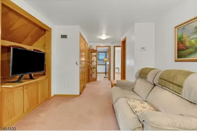 34 Berkeley Ave, Belleville, NJ 07109 - Photo 20
