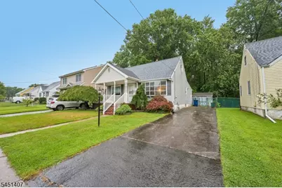 154 Marlboro Rd, Lawrence Township, NJ 08648 - Photo 2