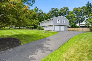 12 Medford Rd, Parsippany, NJ 07950 - Photo 2