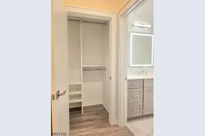 1 Carriage City Plz #1707, Rahway, NJ 07065 - Photo 20