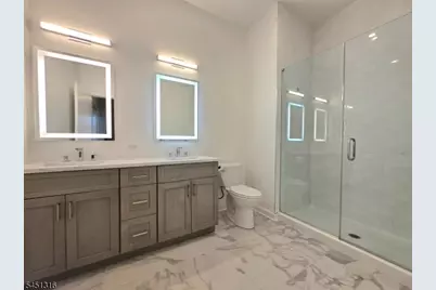1 Carriage City Plz #1707, Rahway, NJ 07065 - Photo 16