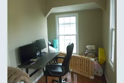 141 Walnut St #2, Montclair, NJ 07042 - Photo 10