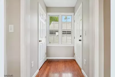 141 Walnut St #2, Montclair, NJ 07042 - Photo 2