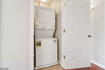 141 Walnut St #2, Montclair, NJ 07042 - Photo 28