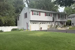 71 Beech Rd, Randolph Township, NJ 07869 - Photo 2