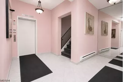 1906 Paterson Plank Rd Unit #3A, North Bergen, NJ 07047 - Photo 2