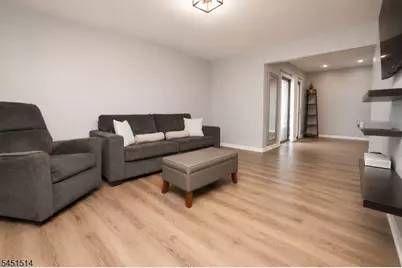 1906 Paterson Plank Rd Unit #3A, North Bergen, NJ 07047 - Photo 4