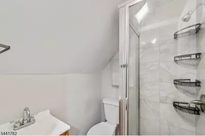 318 Grove St, Newark, NJ 07103 - Photo 20
