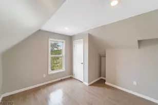 318 Grove St, Newark, NJ 07103 - Photo 18
