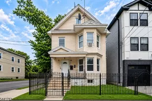 318 Grove St, Newark, NJ 07103 - Photo 1