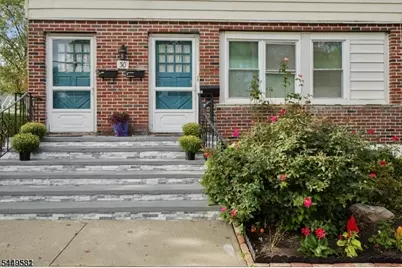 30 Aubrey St #2, Summit, NJ 07901 - Photo 2