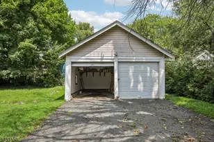 147 Phelps Ave, Englewood, NJ 07631 - Photo 44
