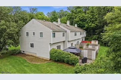 33 Fox Tail Ln, Hardyston Township, NJ 07419 - Photo 32