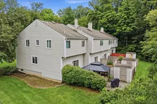 33 Fox Tail Ln, Hardyston Township, NJ 07419 - Photo 32