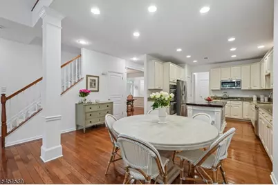 2 Constitution Ln, Totowa, NJ 07512 - Photo 10