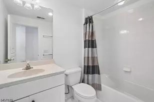 2 Constitution Ln, Totowa, NJ 07512 - Photo 28
