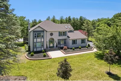 45 Adams Dr, Montgomery Township, NJ 08502 - Photo 2