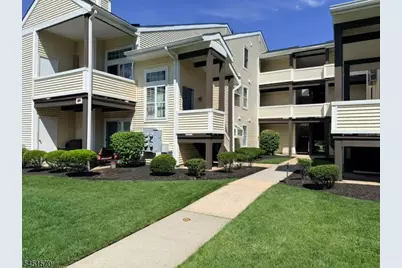 551 Clubhouse Ct U-4, Union Township, NJ 07083 - Photo 1