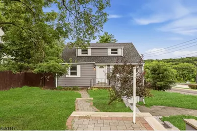 1 Lorelei Rd, West Orange Township, NJ 07052 - Photo 2