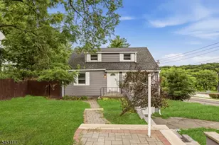 1 Lorelei Rd, West Orange Township, NJ 07052 - Photo 2