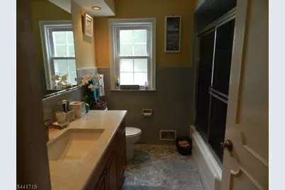 2 Koewing Pl, West Orange Township, NJ 07052 - Photo 16