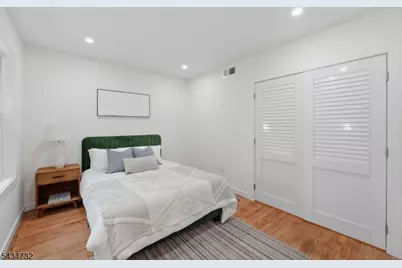166 Lincoln St, Montclair, NJ 07042 - Photo 20