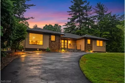 25 N Hillside Ave, Livingston, NJ 07039 - Photo 2
