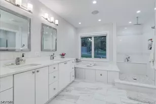 25 N Hillside Ave, Livingston, NJ 07039 - Photo 24