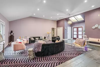 25 N Hillside Ave, Livingston, NJ 07039 - Photo 6