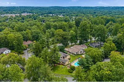25 N Hillside Ave, Livingston, NJ 07039 - Photo 40
