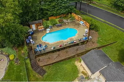 25 N Hillside Ave, Livingston, NJ 07039 - Photo 36