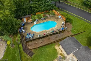 25 N Hillside Ave, Livingston, NJ 07039 - Photo 36