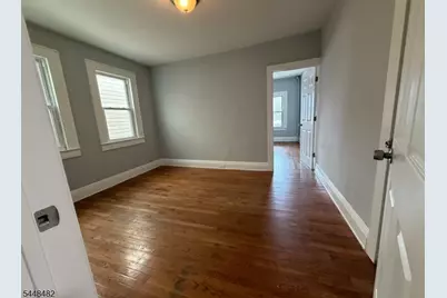 27 Alexander St, New Brunswick, NJ 08901 - Photo 16
