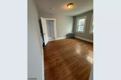 27 Alexander St, New Brunswick, NJ 08901 - Photo 14
