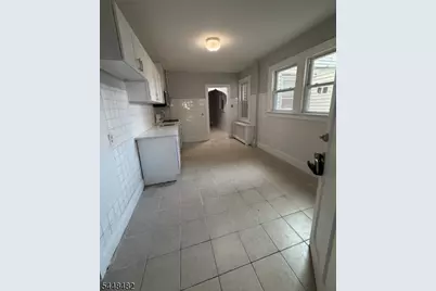 27 Alexander St, New Brunswick, NJ 08901 - Photo 4
