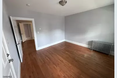 27 Alexander St, New Brunswick, NJ 08901 - Photo 10