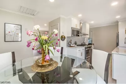 355 Kent St, Phillipsburg, NJ 08865 - Photo 6
