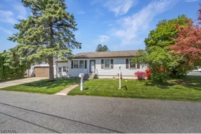 355 Kent St, Phillipsburg, NJ 08865 - Photo 1