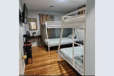 14 Governor St, Newark, NJ 07102 - Photo 6