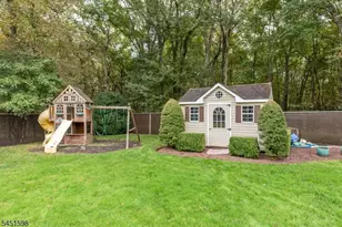 18 E Francis Ave, Marlboro Township, NJ 07751 - Photo 32