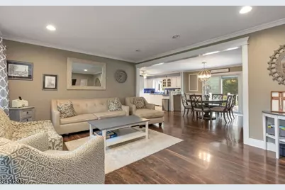 18 E Francis Ave, Marlboro Township, NJ 07751 - Photo 4