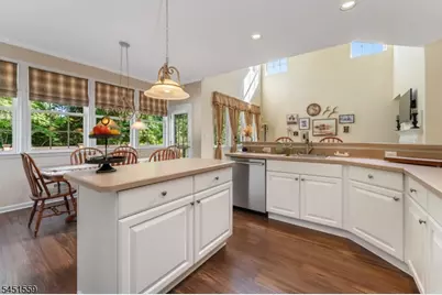 46 Saxton Dr, Hackettstown, NJ 07840 - Photo 14