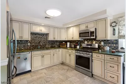 10 Wendy Terrace, Garfield, NJ 07026 - Photo 16