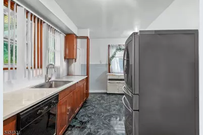 121 Schofield St, Newark, NJ 07106 - Photo 10
